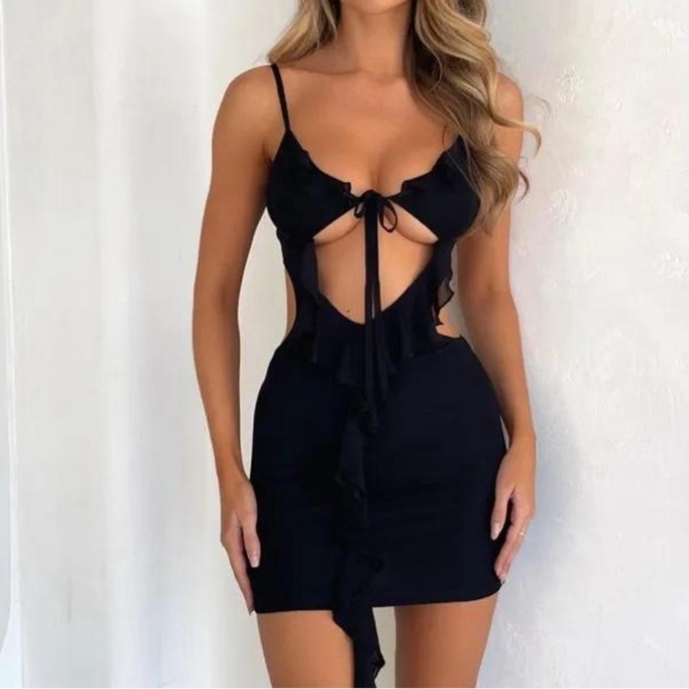 Out cast mini dress - worn once - size small